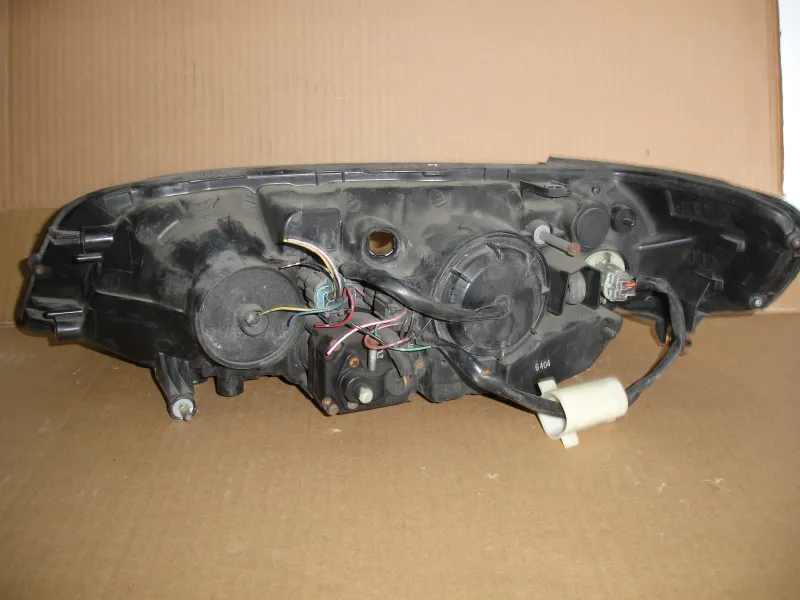 Фары оптика Nissan Expert VW11 Цена указана за одну