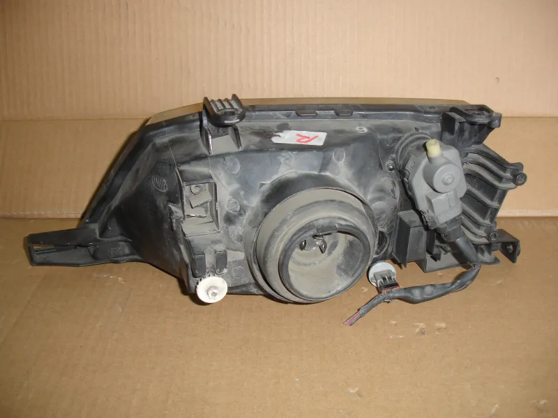 Фары оптика Nissan AD Y11 Цена указана за одну