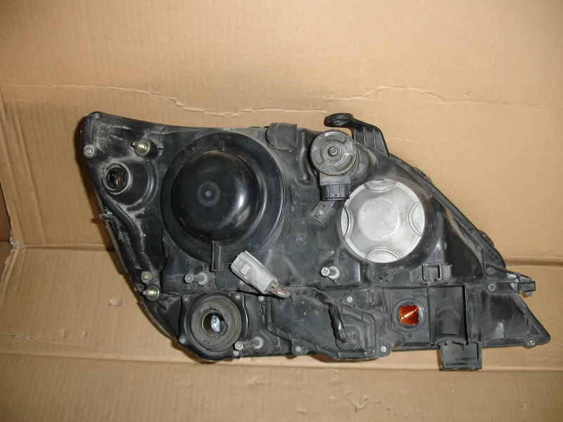 Фары оптика Toyota Harrier MCU10W Цена указана за одну