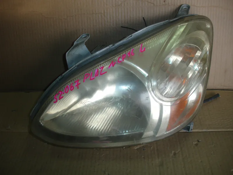 Фары оптика Toyota Platz NCP12 Цена указана за одну