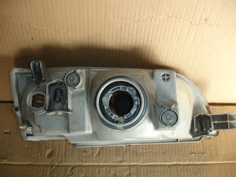 Фары оптика Toyota Vista SV41 Цена указана за одну