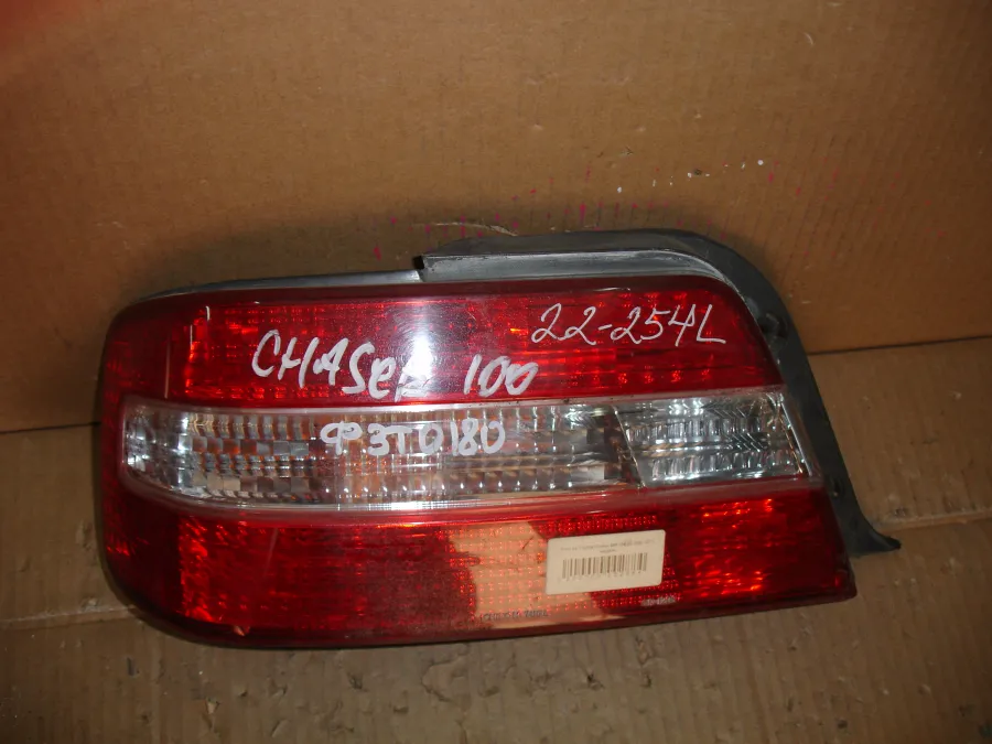 Фонарь стоп-сигнала Toyota Chaser GX100 цена за один