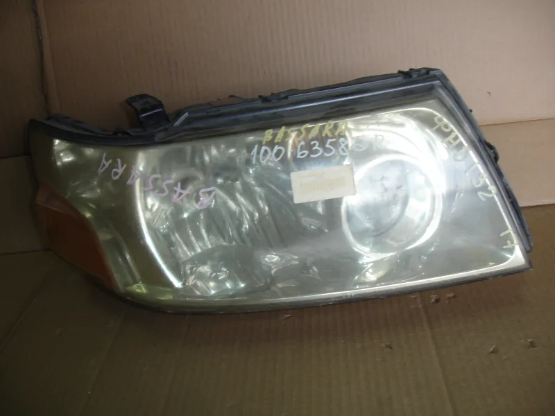 Фары оптика Nissan Bassara JU30 Цена указана за одну