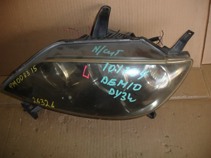 Фары оптика Mazda Demio DY3W ксенон Цена указана за одну