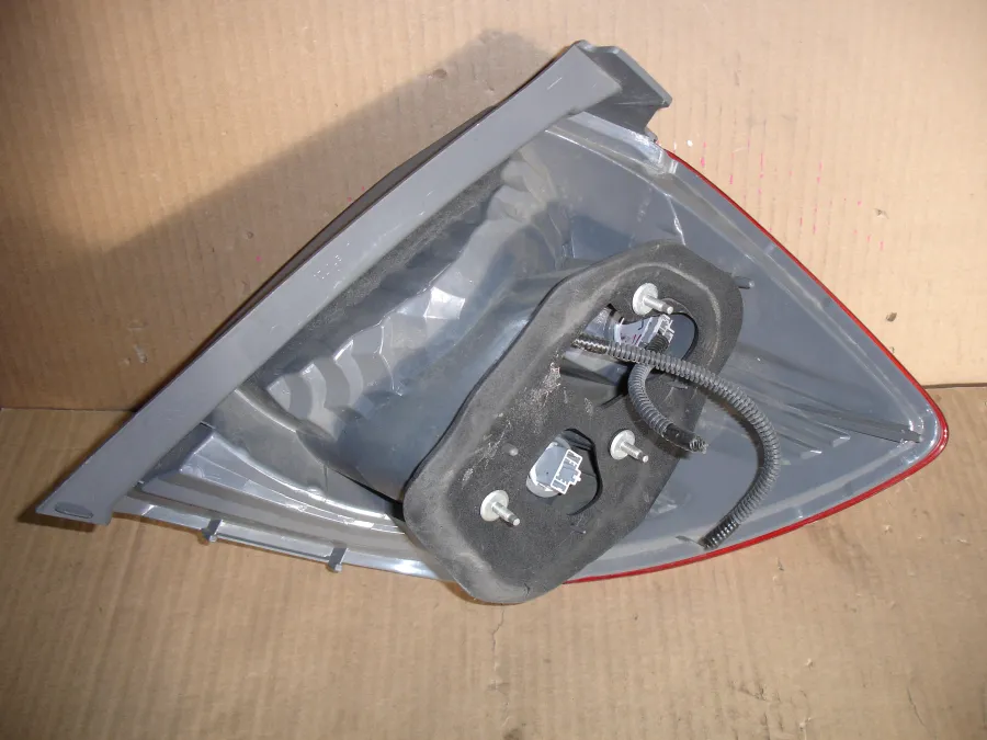 Фонарь стоп-сигнала Honda FIT GE6
