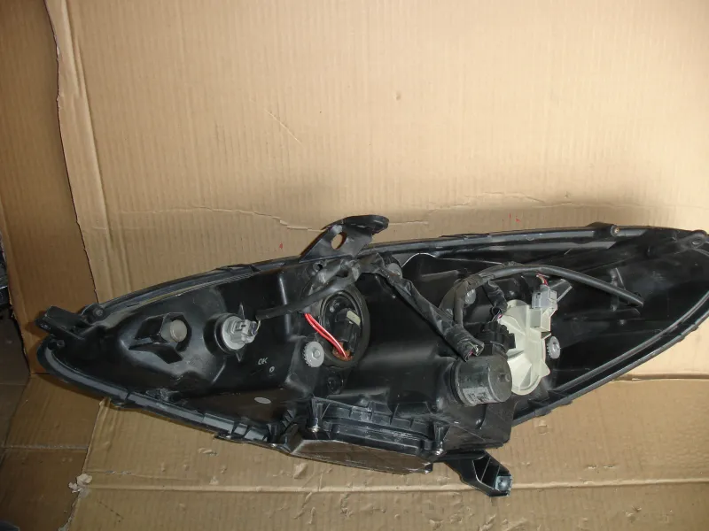 Фары оптика Toyota Hiace Regius Rch 41 Цена указана за одну