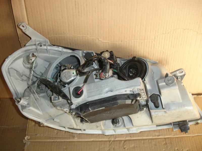 Фары оптика Toyota Mark II ксенон Цена указана за одну