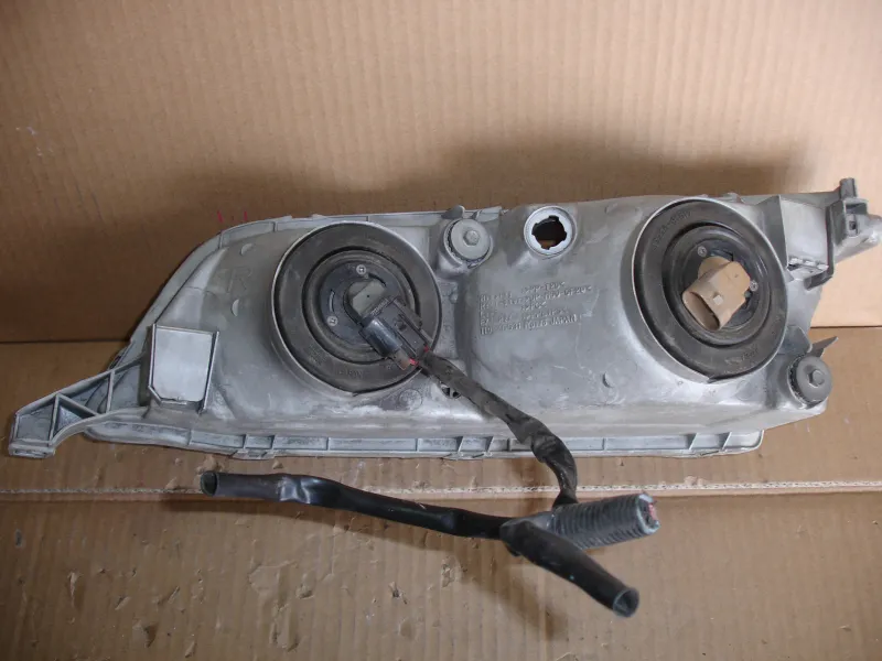 Фары оптика Toyota Mark II Qualis sxv 20 Цена указана за одну