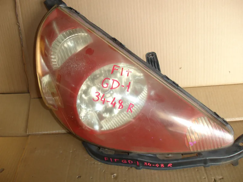 Фары оптика Honda FIT GD1 Цена указана за одну