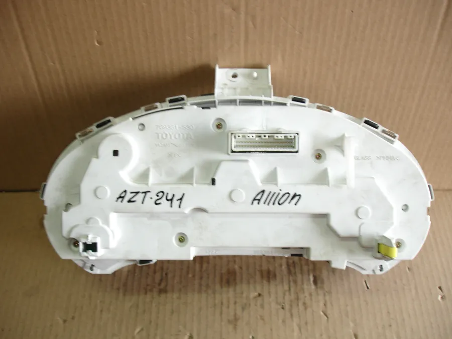 Панель приборов Toyota Allion AZT240 (1 поколение) 2001-2007