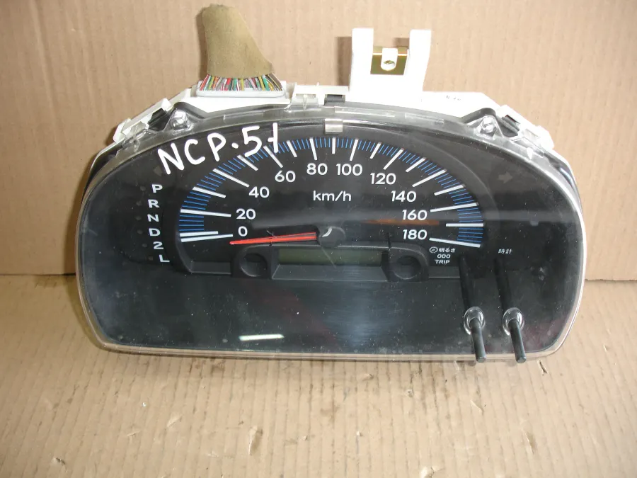Панель приборов Toyota Probox NCP55V (1 поколение) 2002-2014