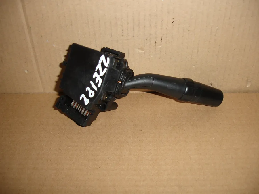Переключатели подрулевые Toyota Corolla Fielder ZZE122 дворников (1 поколение) 2000-2006