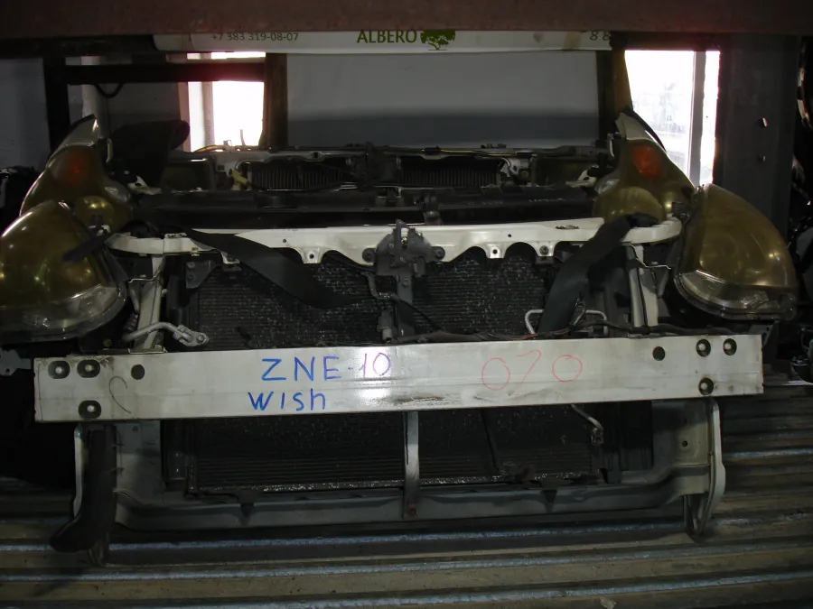 Ноускат Toyota Wish ZNE10