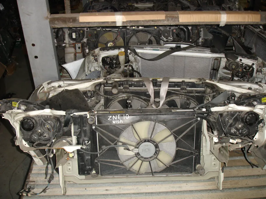 Ноускат Toyota Wish ZNE10