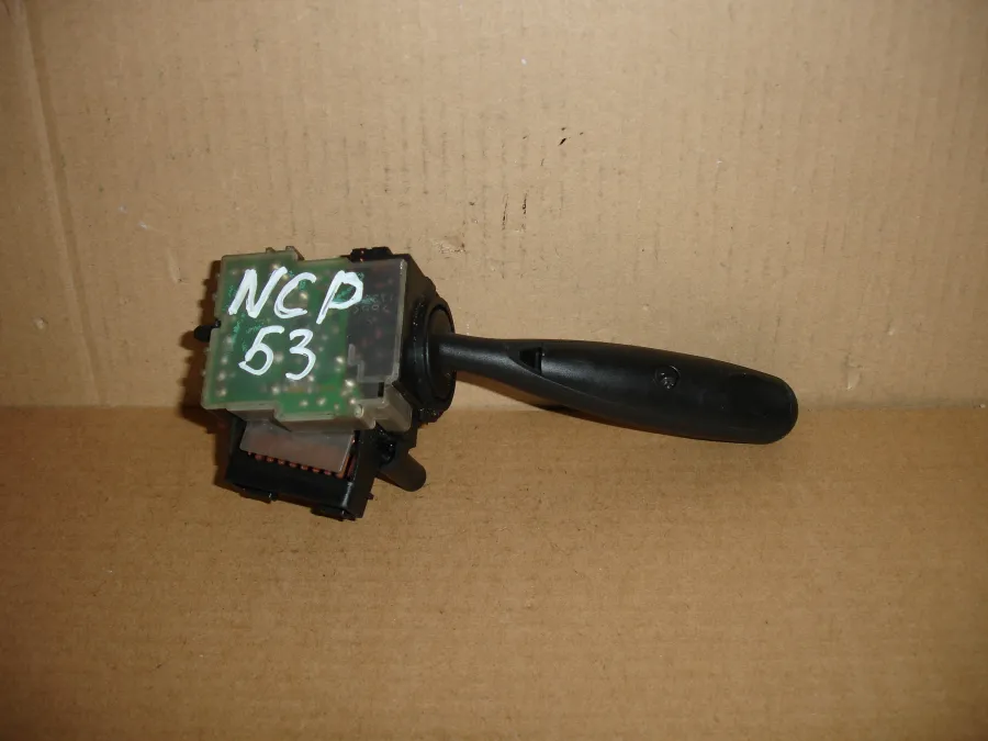 Переключатели подрулевые Toyota Probox NCP51V дворников (1 поколение) 2002-2006