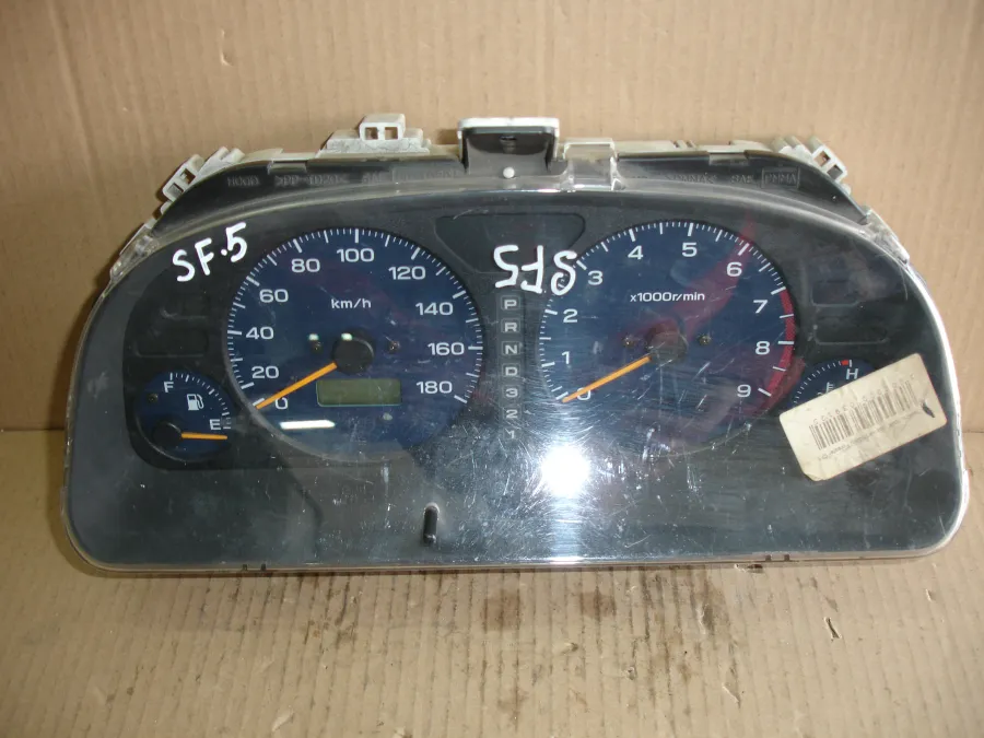 Панель приборов Subaru Forester SF5 (1 поколение) 1997-2002