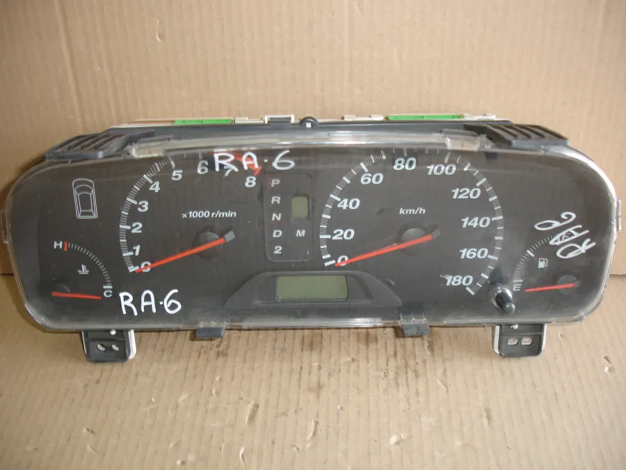 Панель приборов Honda Odyssey RA6 (2 поколение) 1999-2004
