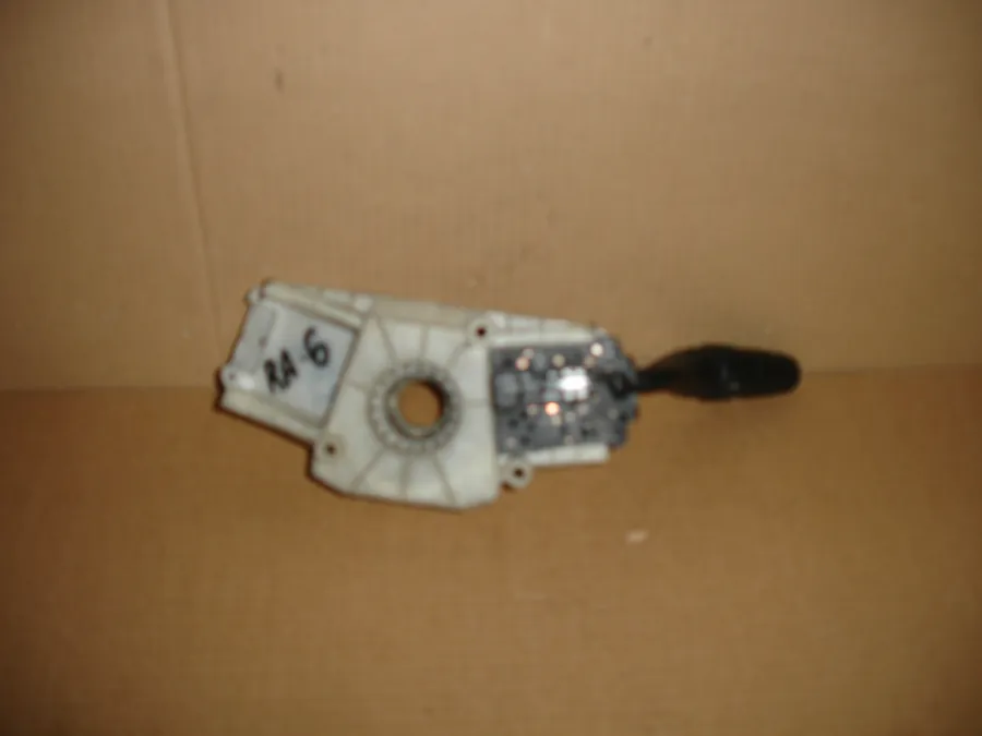 Переключатели подрулевые Honda Odyssey RA6 дворников (2 поколение ) 1999-2004