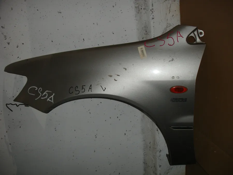 Крыло переднее левое Mitsubishi LANCER CS5A серебро
