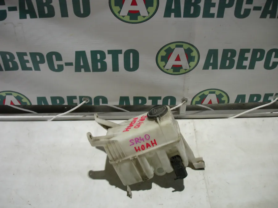 Бачок омывателя Toyota Townace Noah SR40G