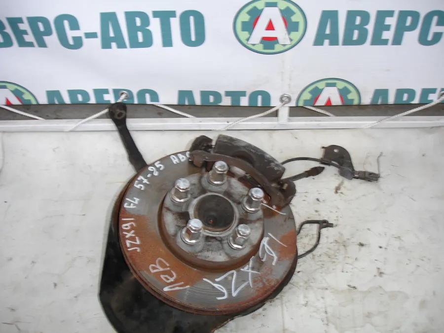 Ступица левая передняя Toyota Mark II JZX90 в сбере с ABS