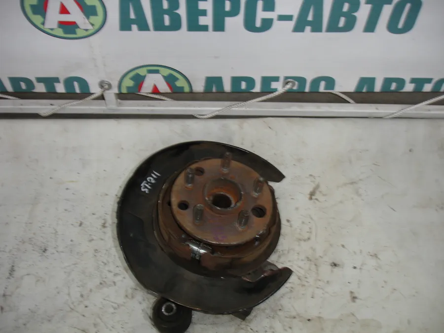 Ступица задняя Toyota Caldina ST210