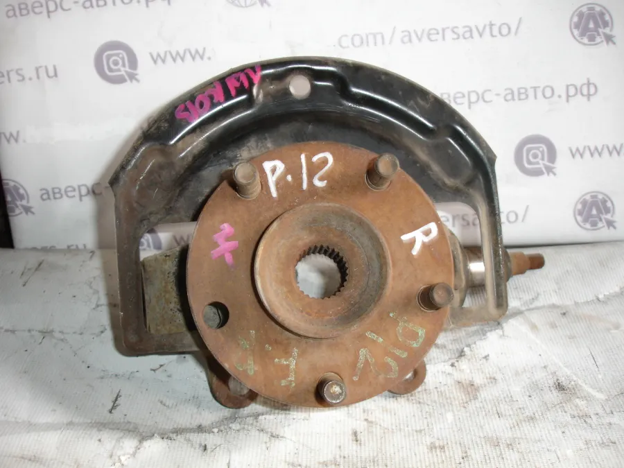Ступица правая передняя Nissan Primera QP12