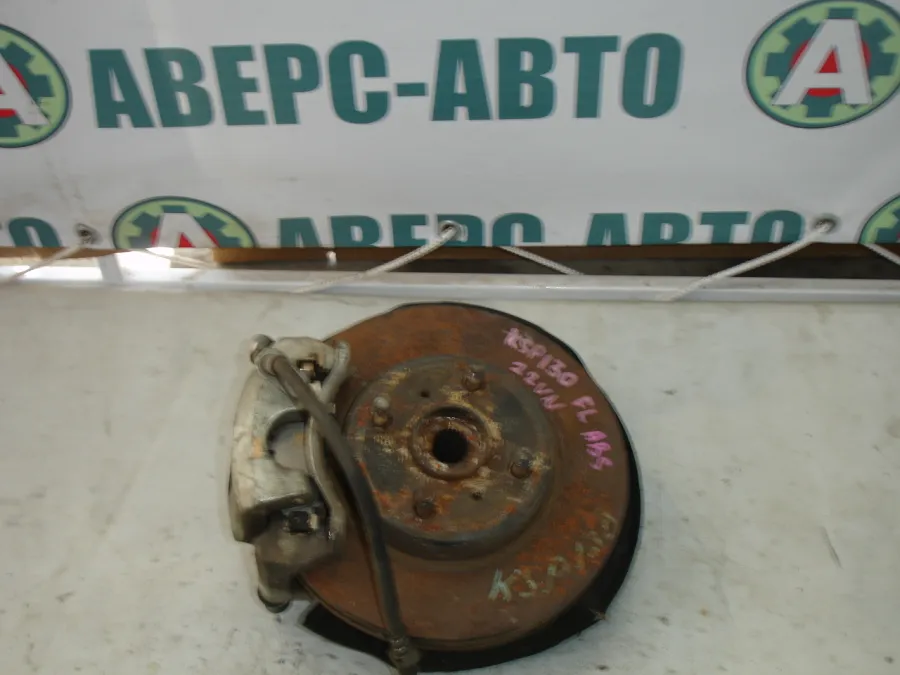 Ступица левая передняя Toyota Vitz KSP130  в сборе с ABS