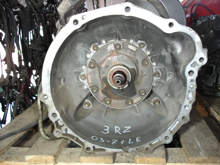 АКПП Toyota Hiace Regius RCH47W 3RZ-FE