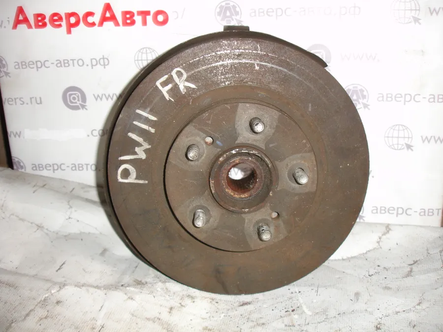 Ступица правый передний Nissan Avenir PW11