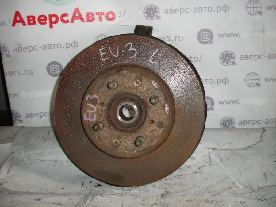 Ступица левая передняя Honda Civic EU3