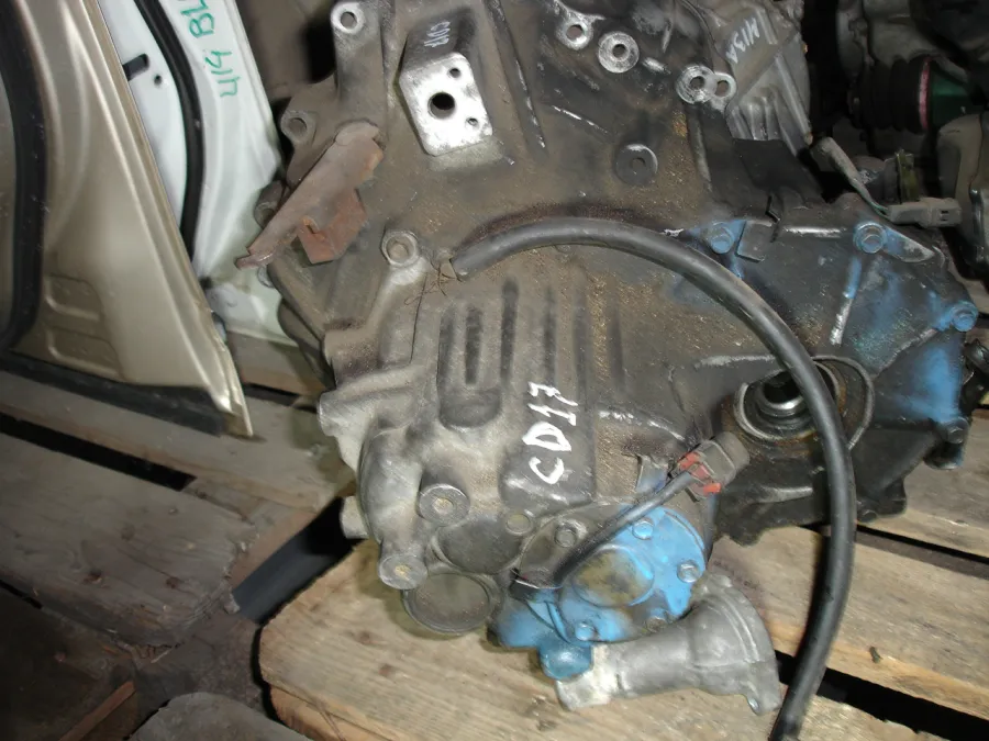 МКПП Nissan Avenir W10 CD17