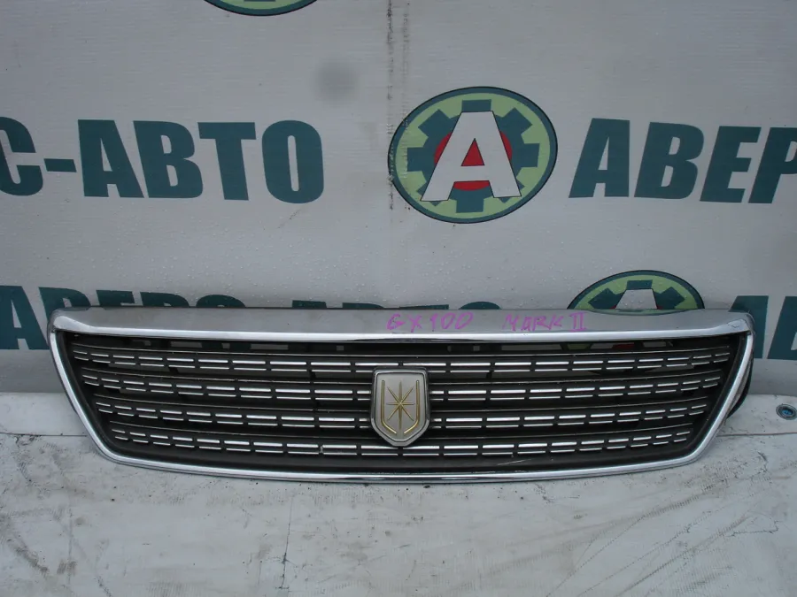 Решетка радиатора Toyota Mark II GX100