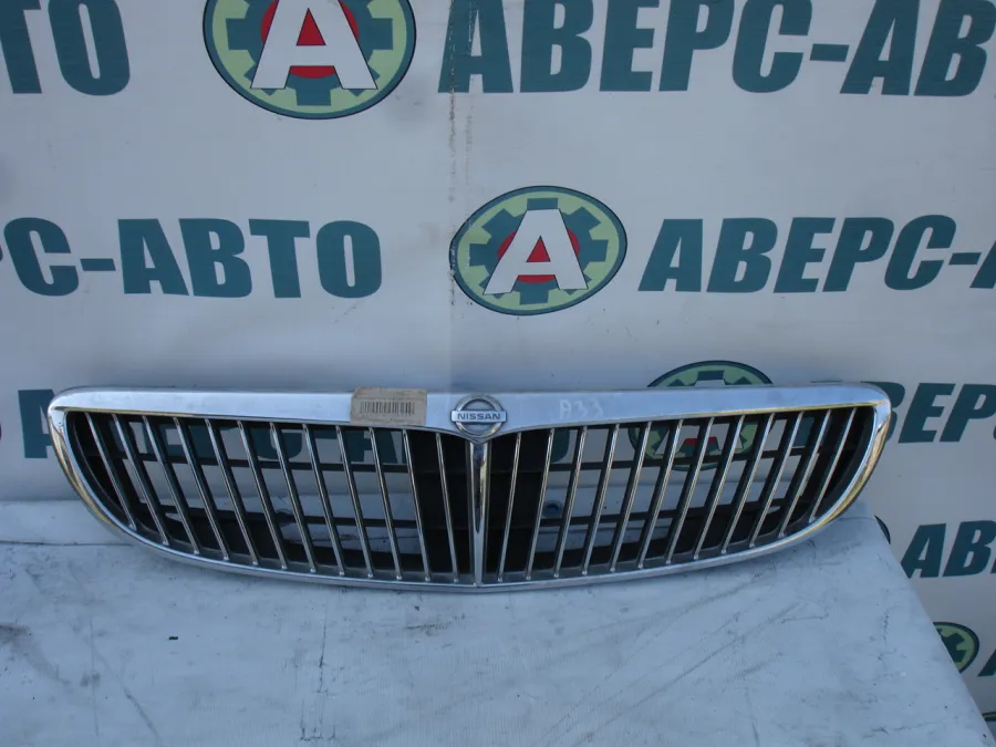 Решетка радиатора Nissan Cefiro A33
