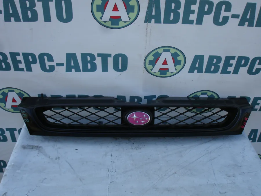 Решетка радиатора Subaru Impreza WRX GF8