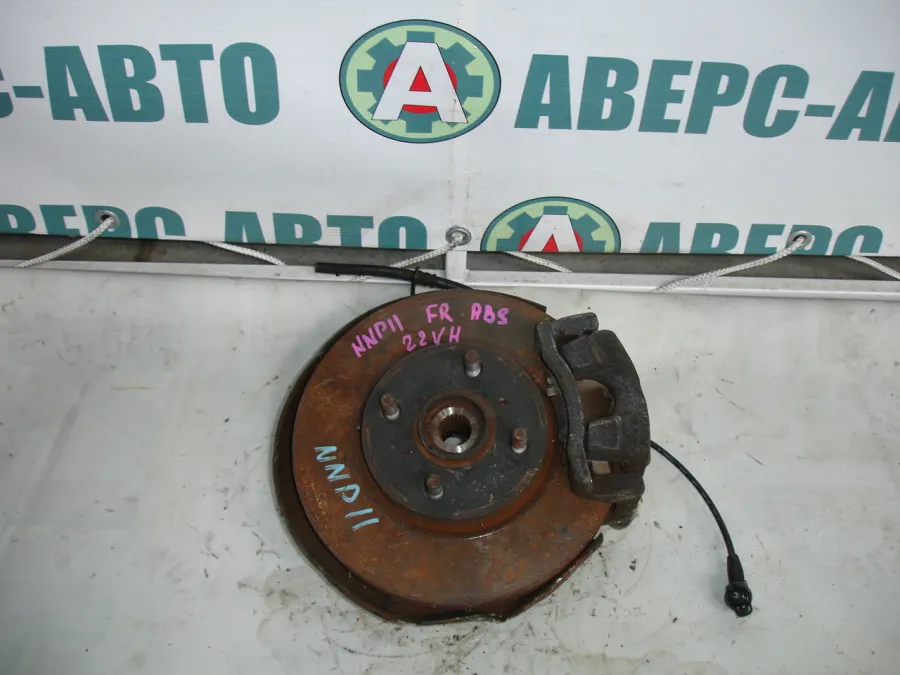 Ступица правая передняя Toyota Porte NNP11 в сборе с ABS