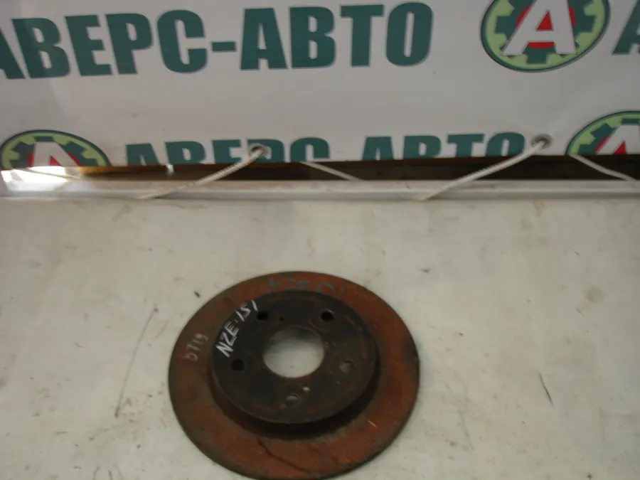 Диск тормозной передний Toyota Corolla Rumion NZE15