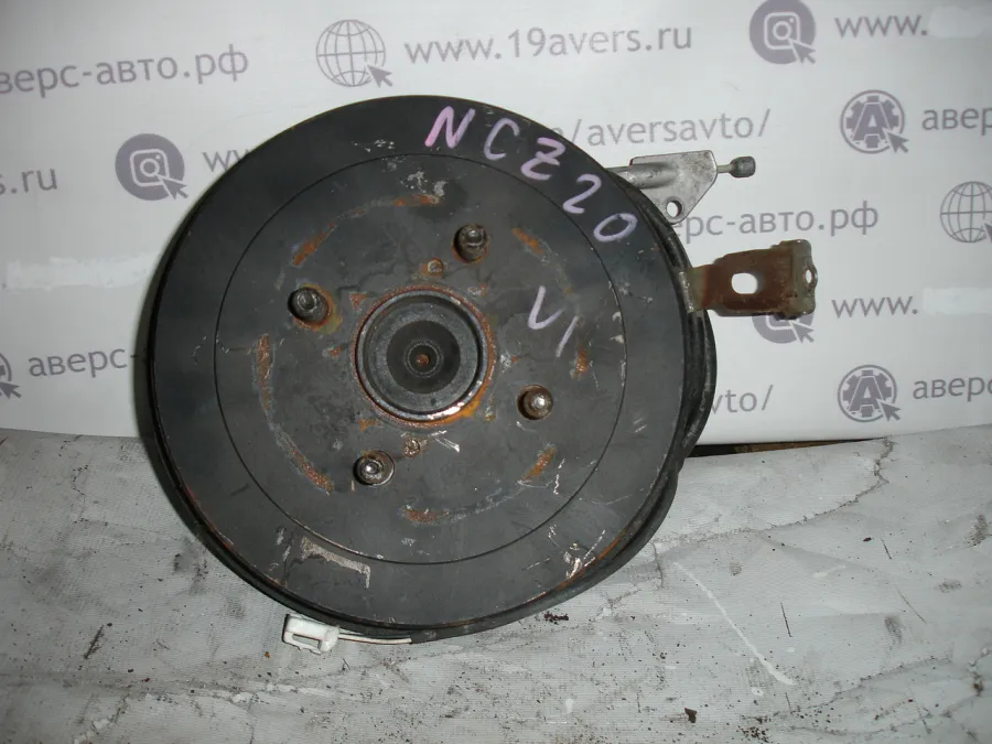 Ступица Toyota Raum NCZ20