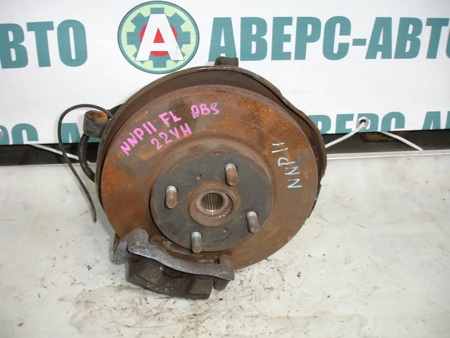 Ступица левая передняя Toyota Porte NNP11 в сборе с ABS