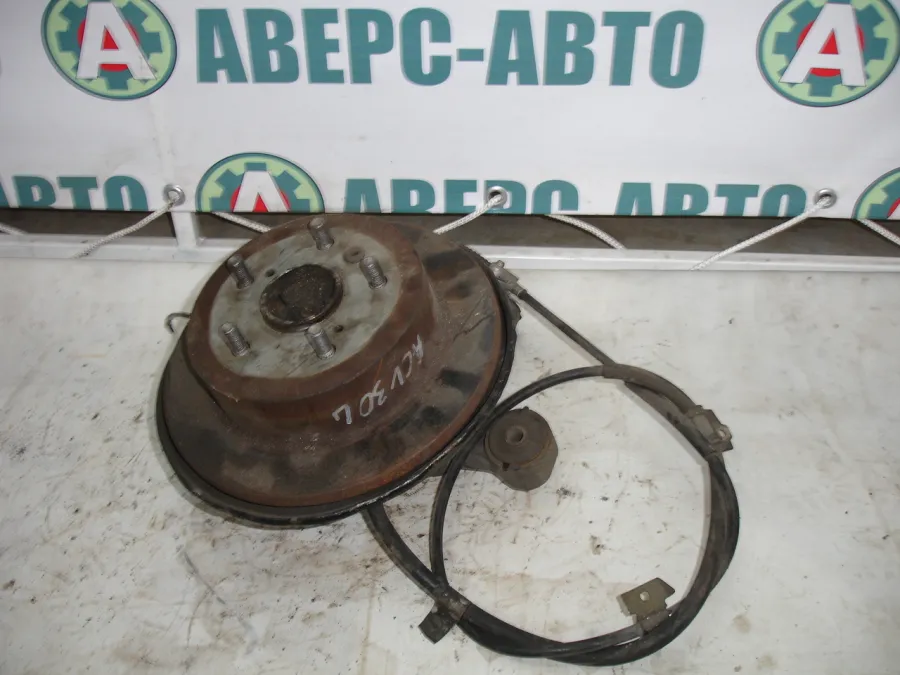 Ступица левая задняя Toyota Camry ACV30
