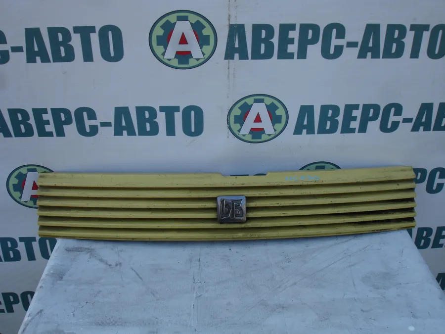 Решетка радиатора Toyota BB NCP30