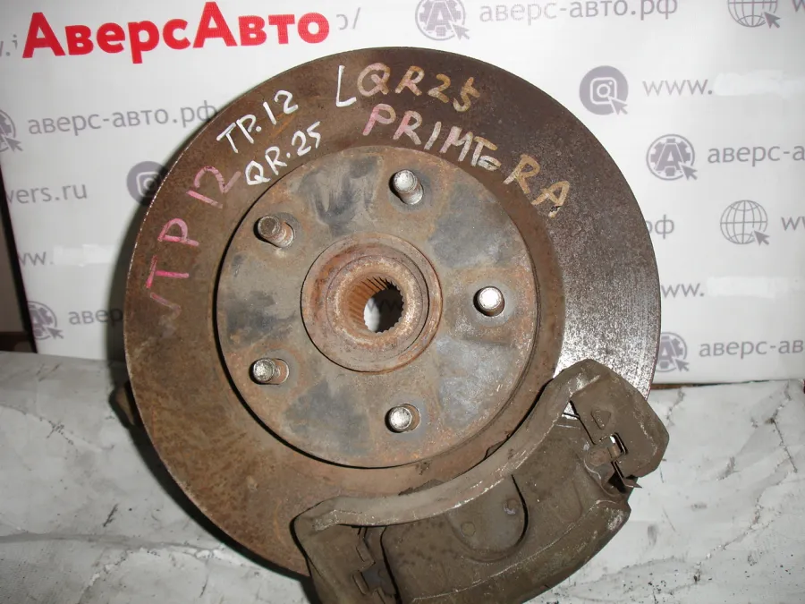 Ступица правая передняя Nissan Primera TP12