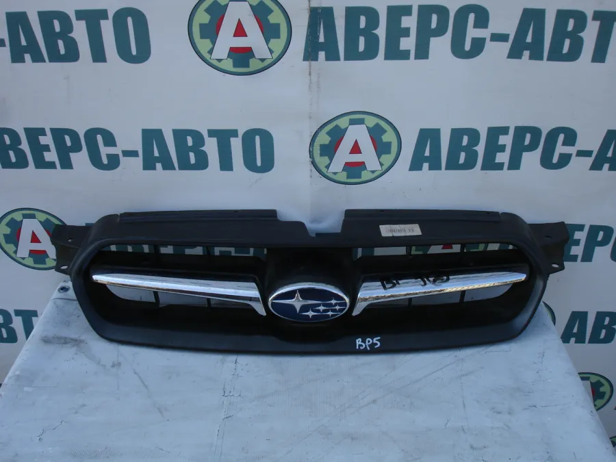 Решетка радиатора Subaru Legacy BP5