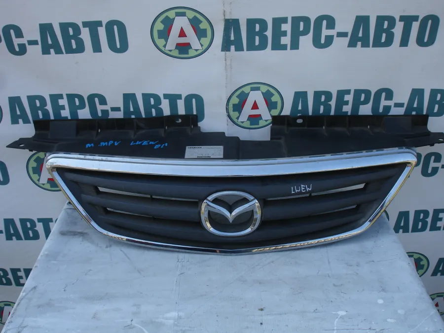 Решетка радиатора Mazda MPV LWEW