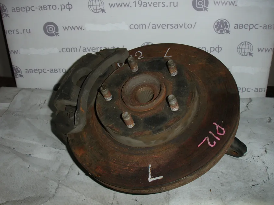 Ступица левая передняя Nissan Primera TP12