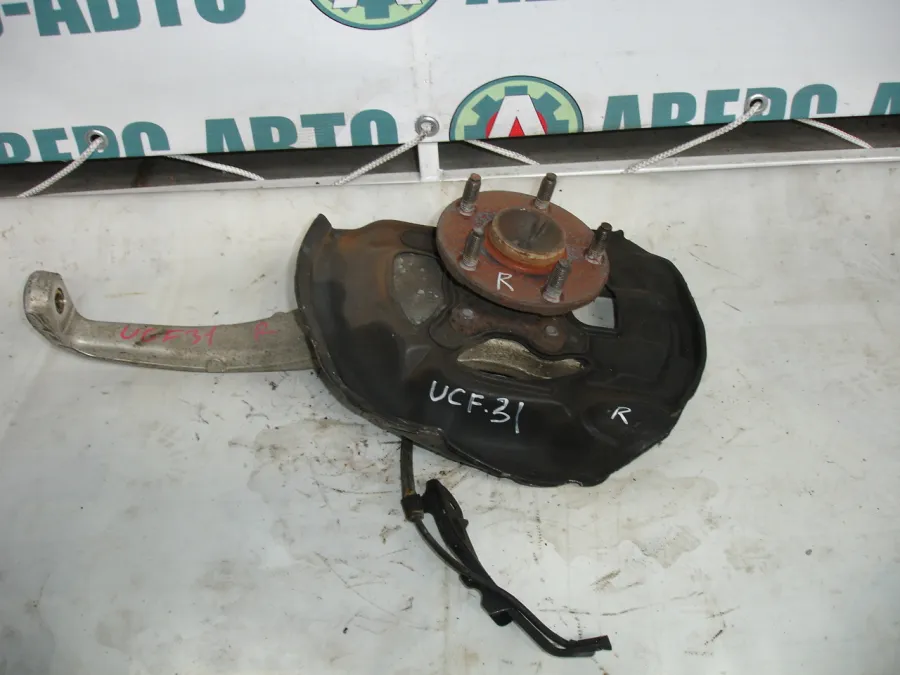 Ступица правая передняя Toyota Celsior UCF31 с ABS