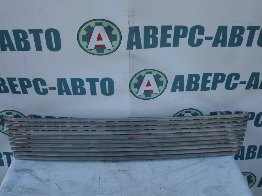 Решетка радиатора Honda Stepwgn RF1