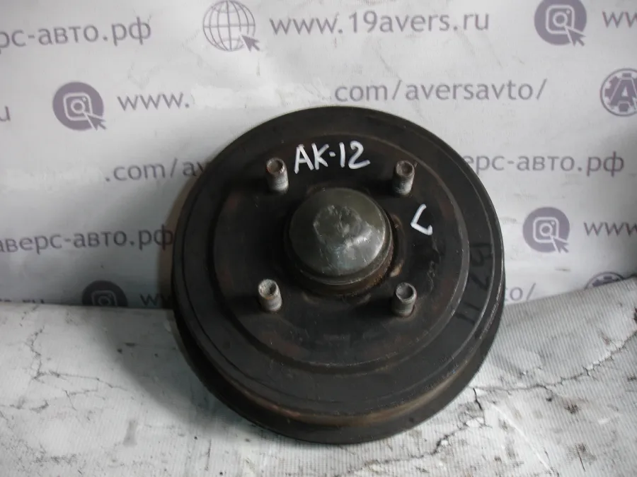 Ступица задняя Nissan March AK12