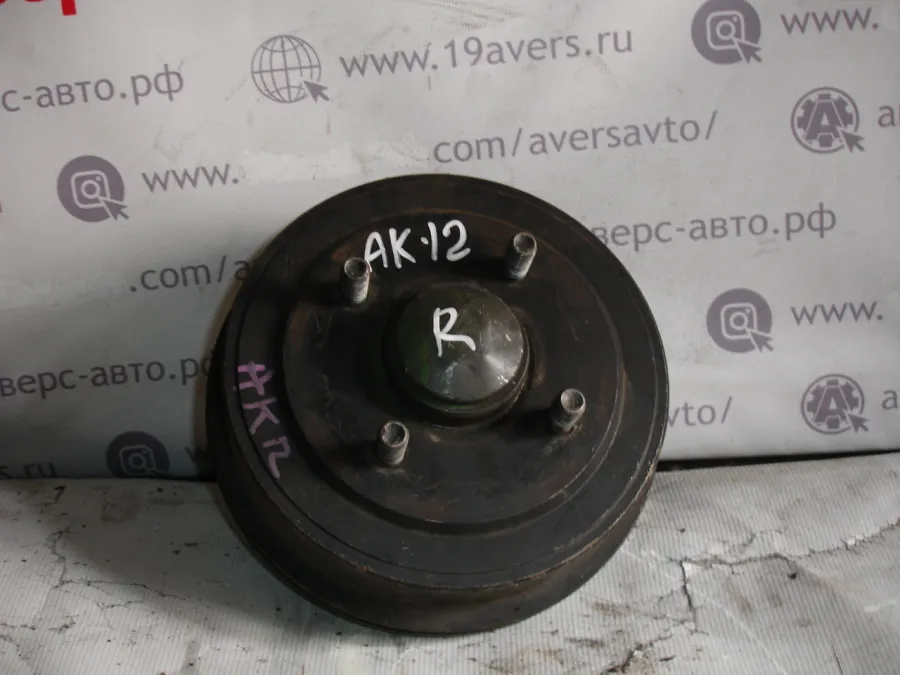 Ступица задняя Nissan March AK12