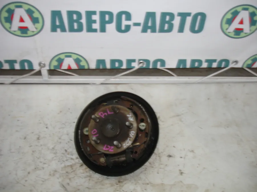 Ступица левая задняя Toyota OPA ZCT10